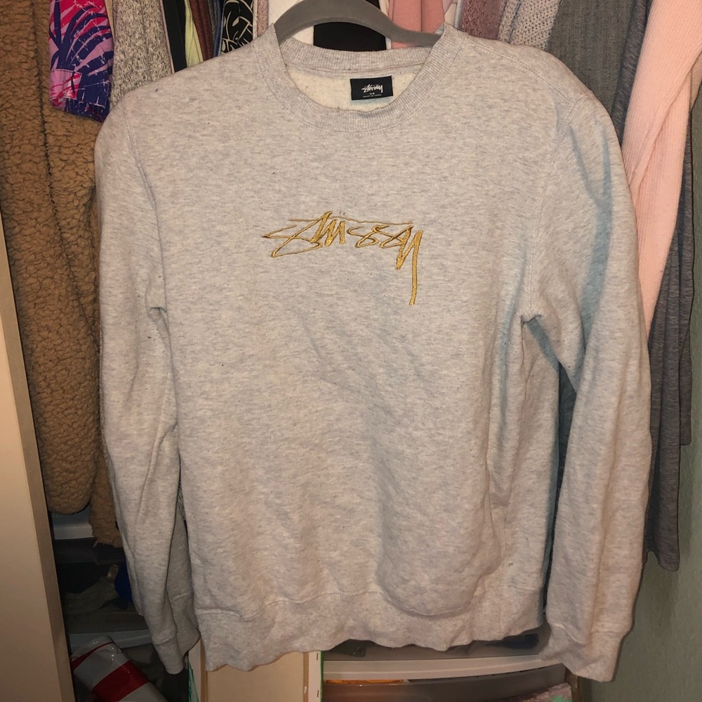 Stussy women’s gold logo grey crew sweatshirt